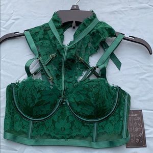 NWT Strappy Lace Bra with panties